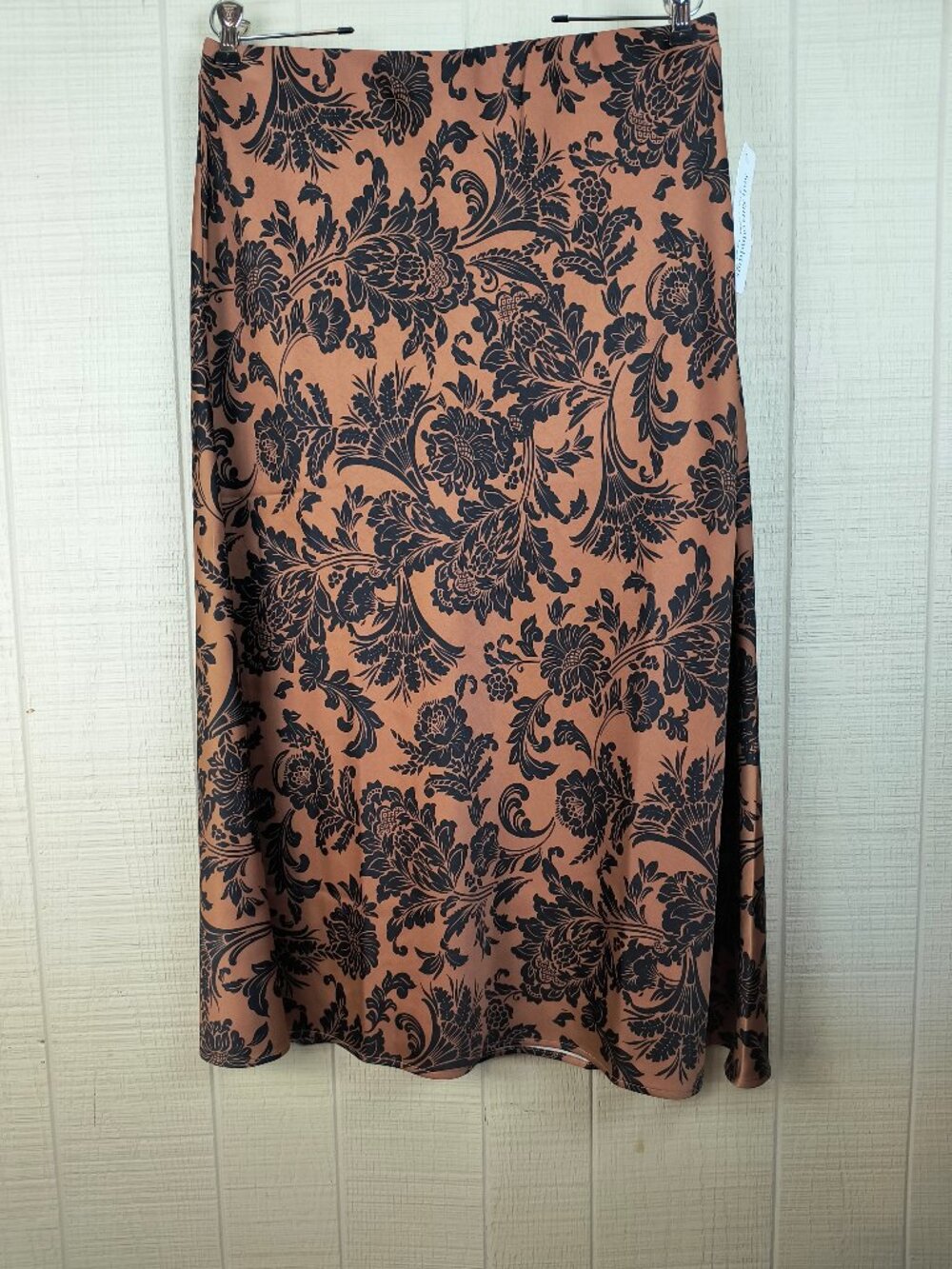 NWT Soft Surroundings Samira Midi Skirt Neutral Black Floral Satin Large NEW